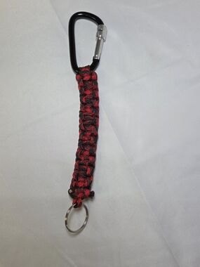 Paracord Keychain with Carabiner - Black & Red